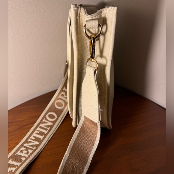 Valentino Orlandi Leather Crossbody Bag in Bone - Picture 6 of 15